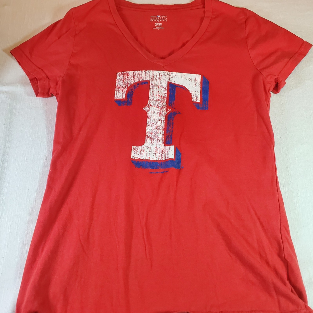 Texas Rangers T Shirt Womens Large Red V Neck MLB Fan Apparel Soft Tee